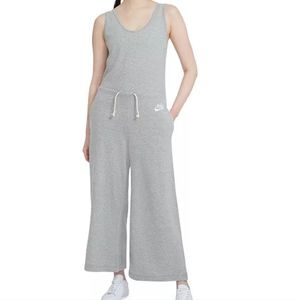 Nike Drawstring Waist Sleeveless Jumpsuit in Gray Heather Sail Size Small